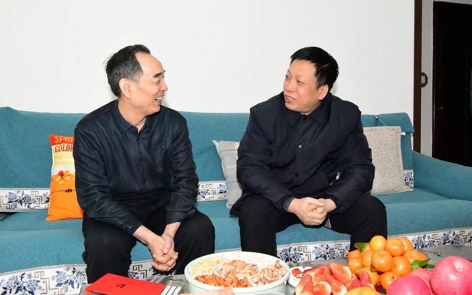 杨陵区开展2025年春节走访慰问活动
